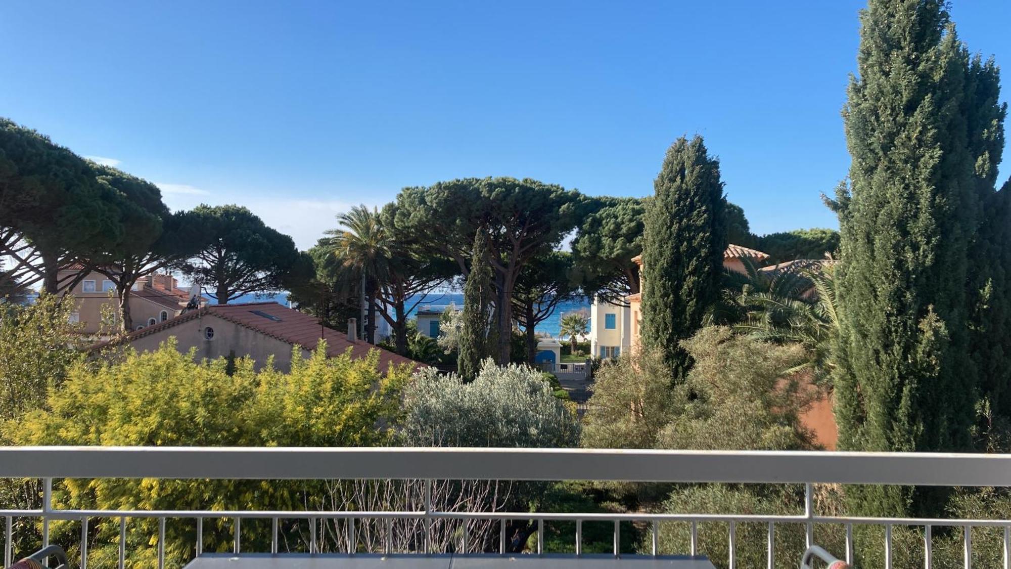 Mer & Relax - Parking - Wifi - Terrasse - Mer Saint-Cyr-sur-Mer Exteriér fotografie